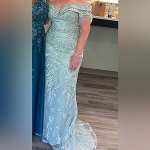 Rina di Montella Mother of Bride Wedding Gown🩵